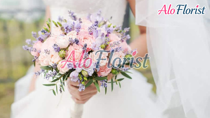 kham-pha-nhung-mau-hoa-cuoi-dep-cho-nang-dau-hien-dai-aloflorist
